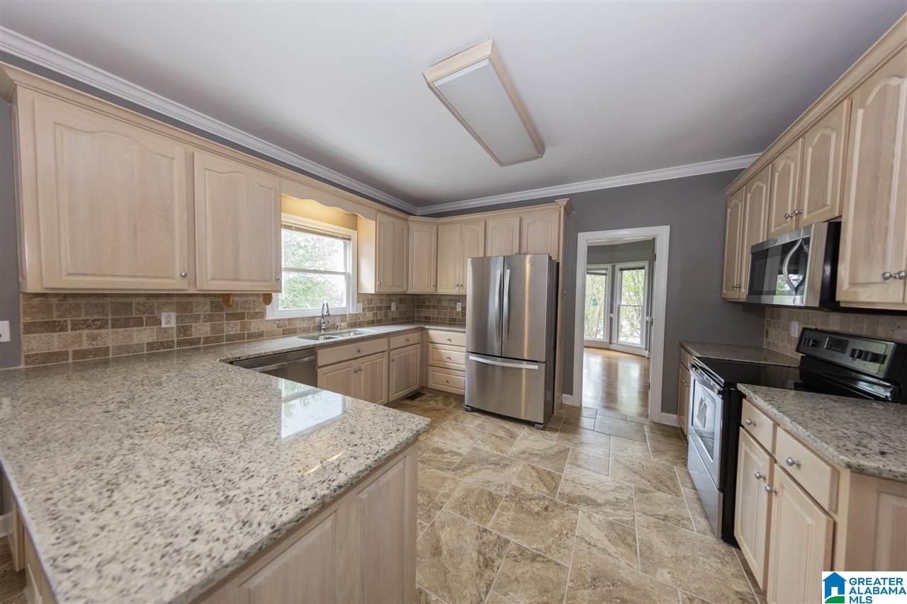 3025 Huntington Trail Birmingham, AL 35216 - Photo 18 of 37