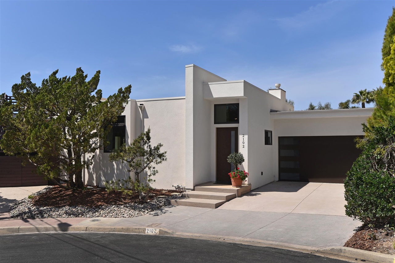 2102 Merida Court La Jolla, CA 92037 - Photo 2 of 12