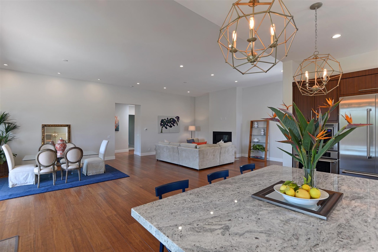 2102 Merida Court La Jolla, CA 92037 - Photo 3 of 12