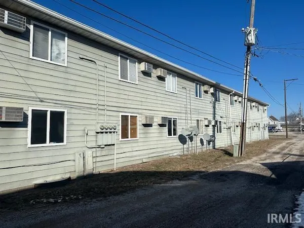 $2,900,000 | 1321 North 3rd Street, Vincennes, IN 47591