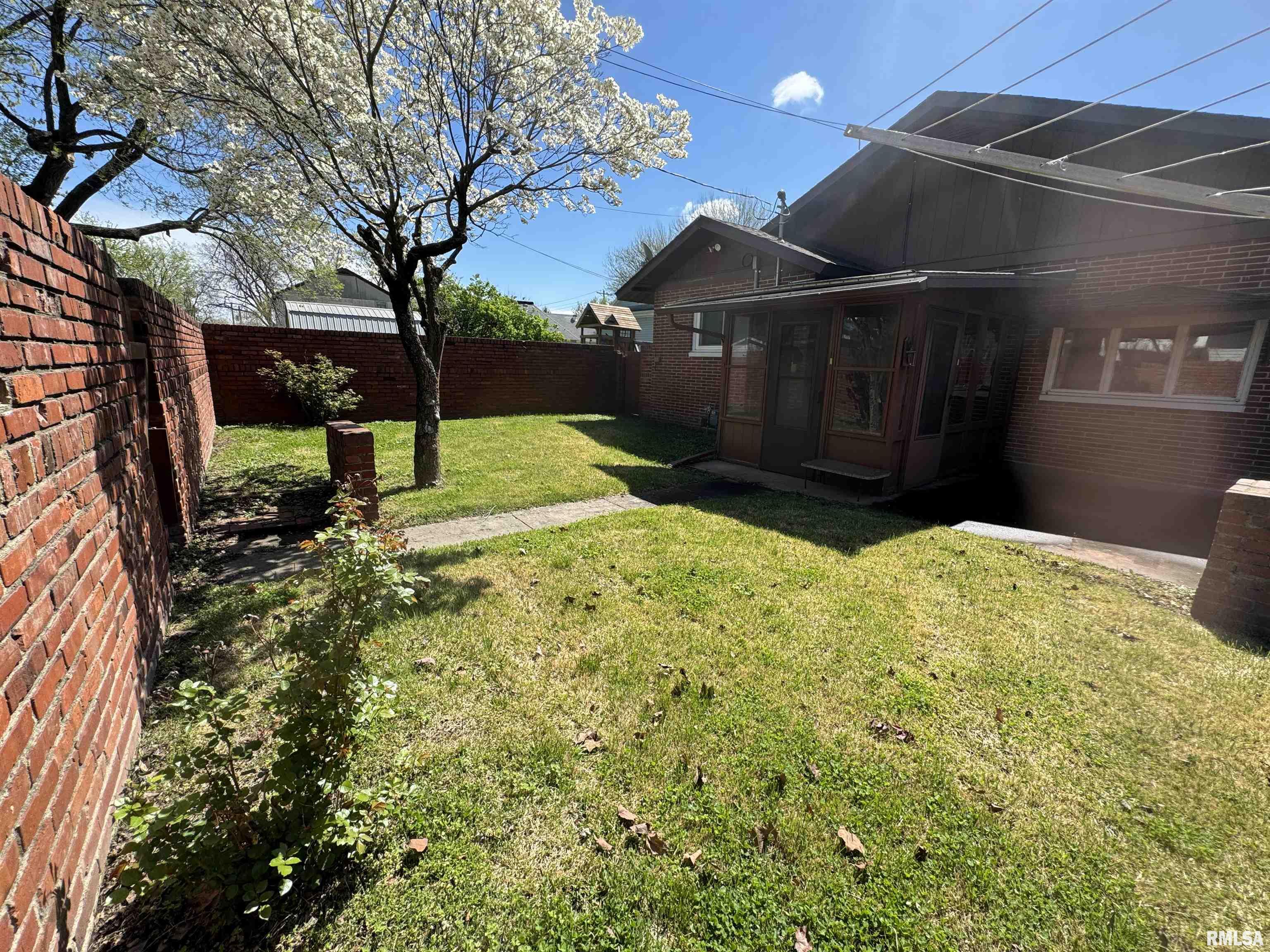 104 North Mill Street Flora, IL 62839 - Photo 46 of 65 Gallery Image 46