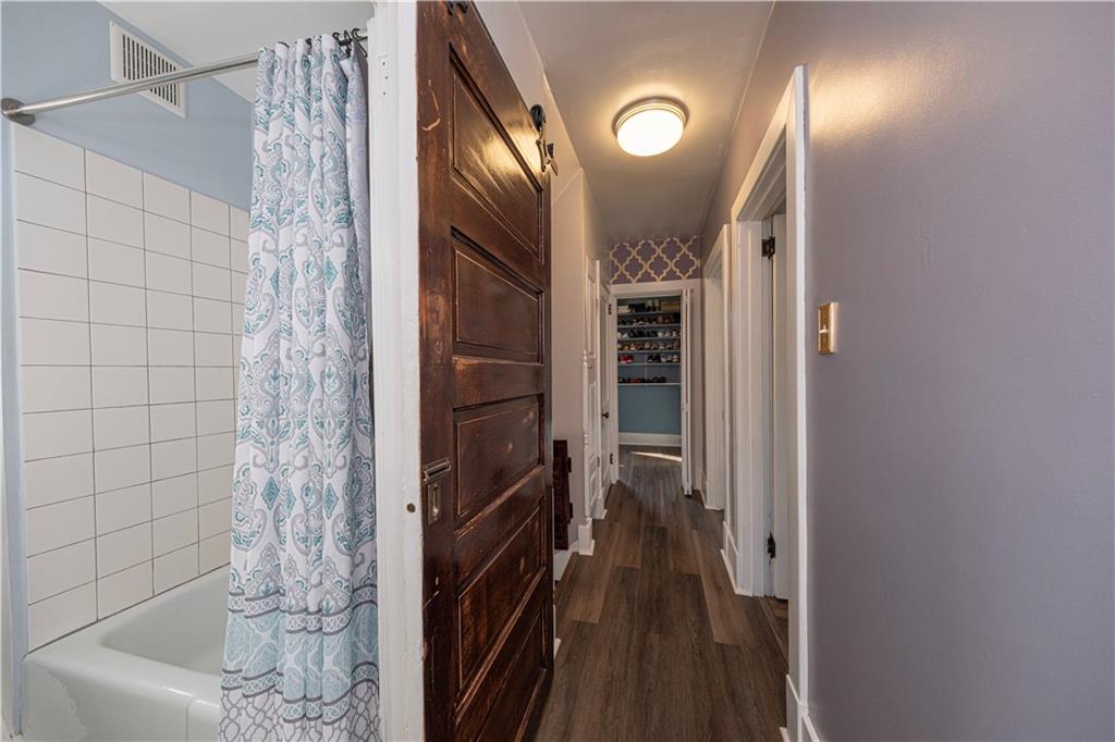 1555 Pennock Road Pittsburgh, PA 15212 - Photo 23 of 35 Gallery Image 23