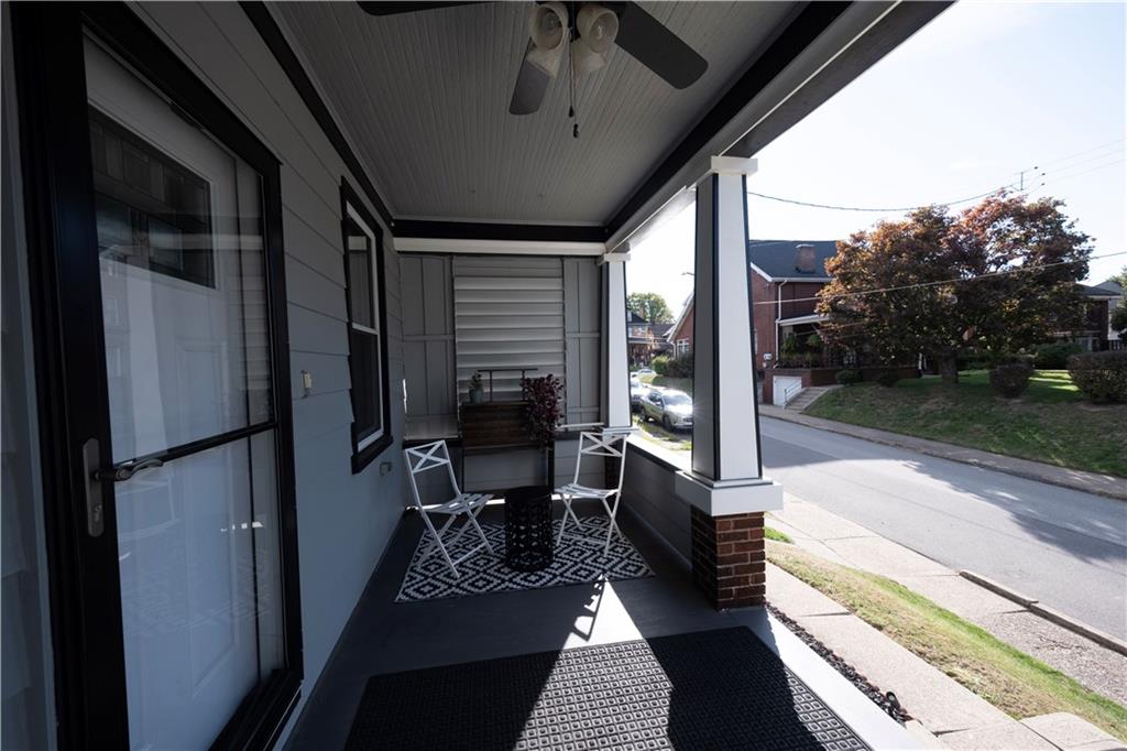 1555 Pennock Road Pittsburgh, PA 15212 - Photo 3 of 35 Gallery Image 3