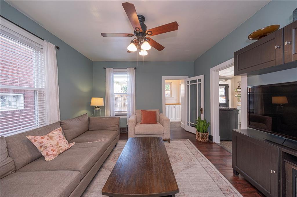 1555 Pennock Road Pittsburgh, PA 15212 - Photo 8 of 35 Gallery Image 8