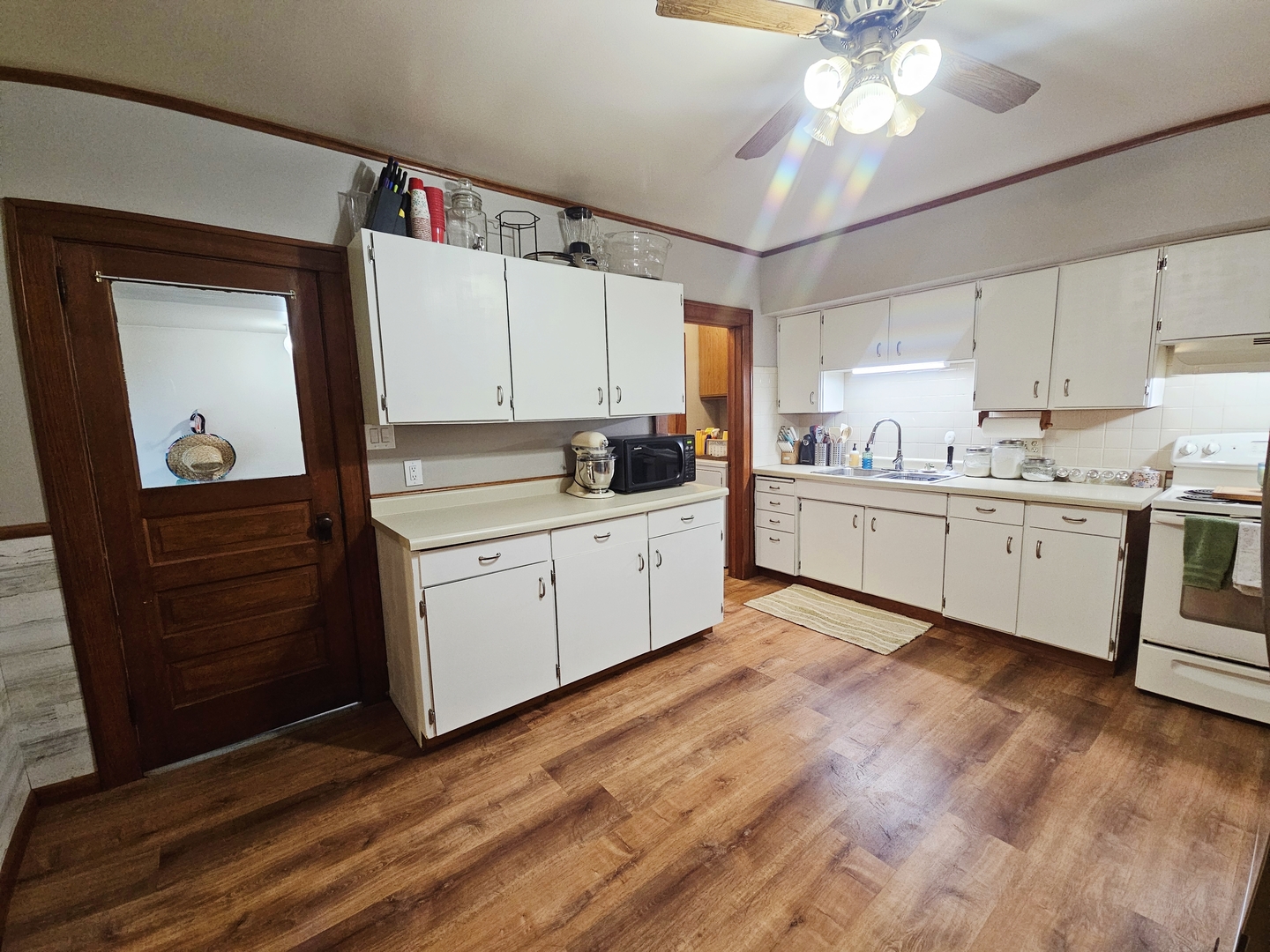 104 Maple Avenue Morrison, IL 61270 - Photo 19 of 25 Gallery Image 19