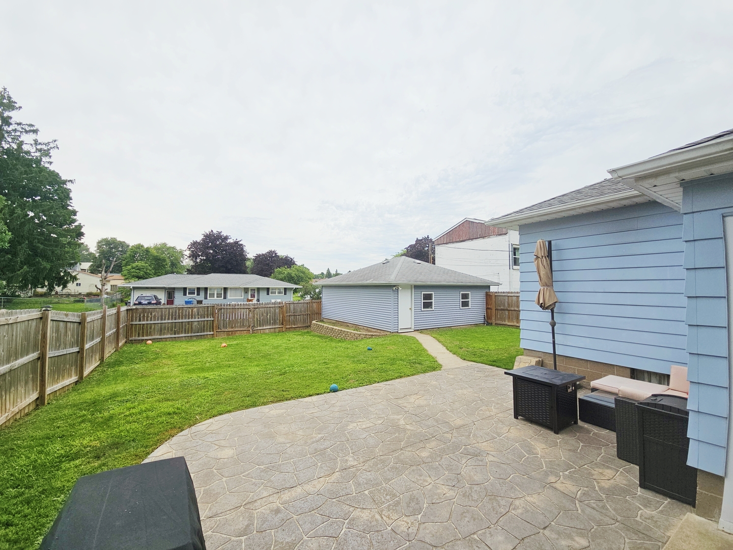 104 Maple Avenue Morrison, IL 61270 - Photo 4 of 25 Gallery Image 4