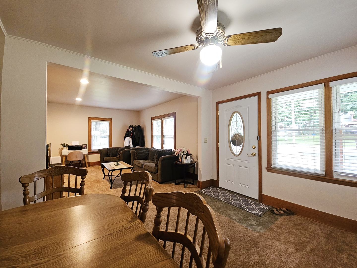 104 Maple Avenue Morrison, IL 61270 - Photo 9 of 25 Gallery Image 9