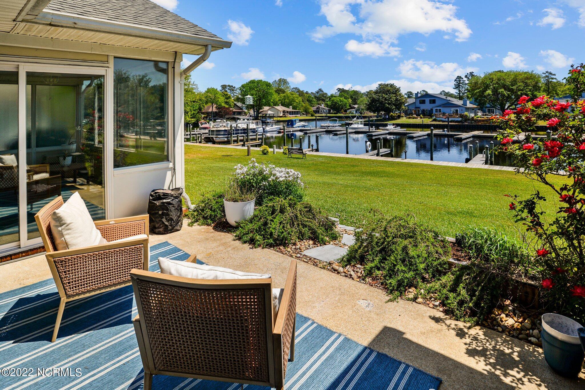 31 Pier Pointe, Unit POINTE New Bern, NC 28562 - Photo 9 of 43 9-web-or-mls-COX_2175