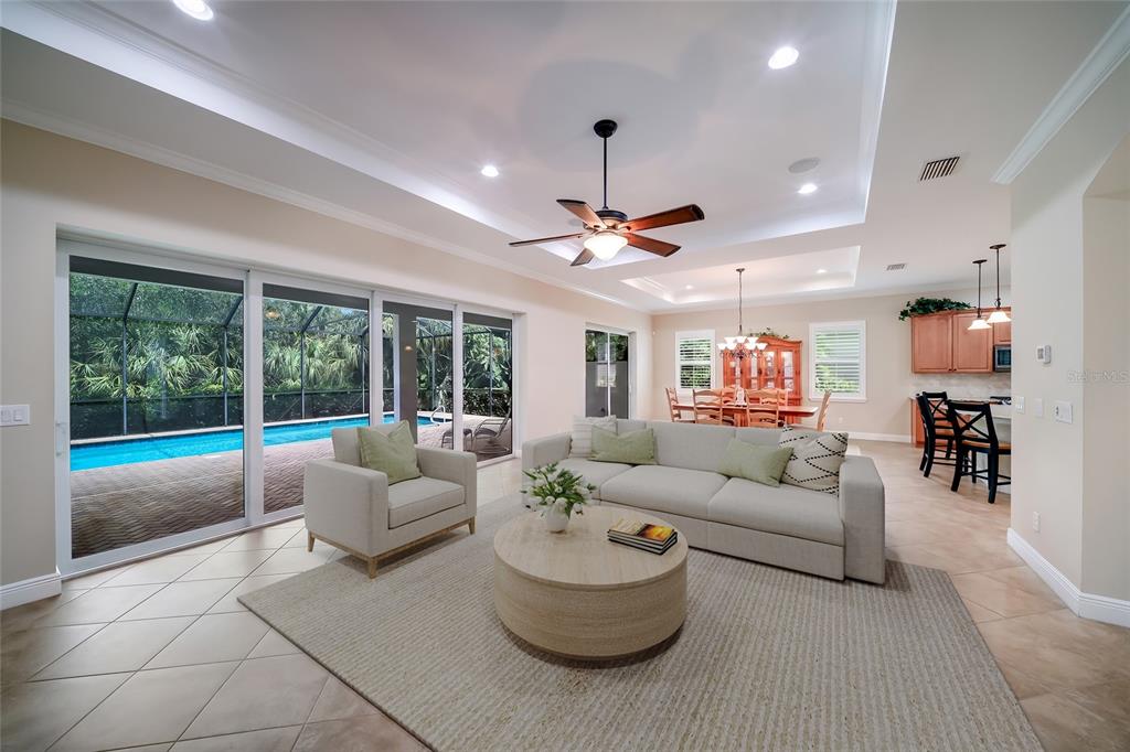 921 Riverscape Street Bradenton, FL 34208 - Photo 11 of 88 Gallery Image 11