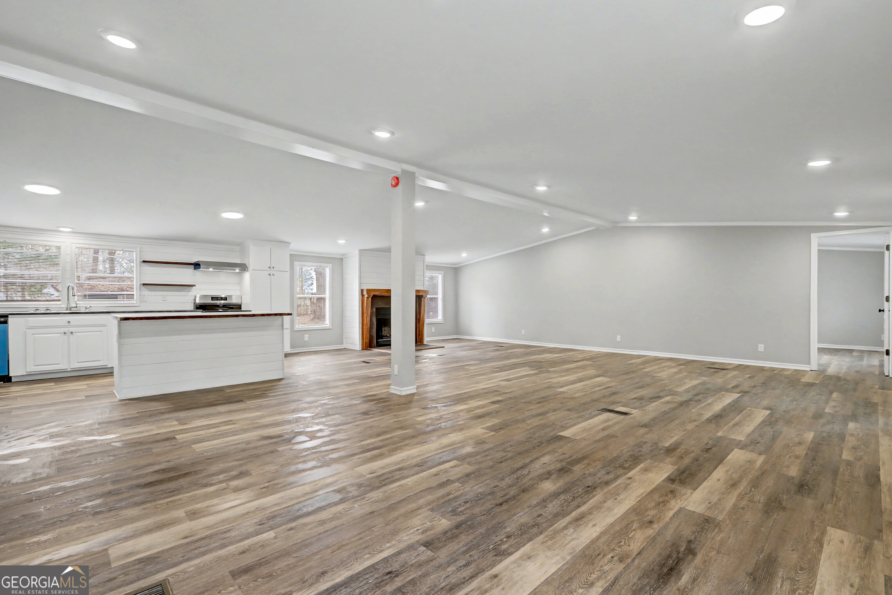 194 McKneely Road Milner, GA 30257 - Photo 29 of 30 a view of kitchen with wooden floor