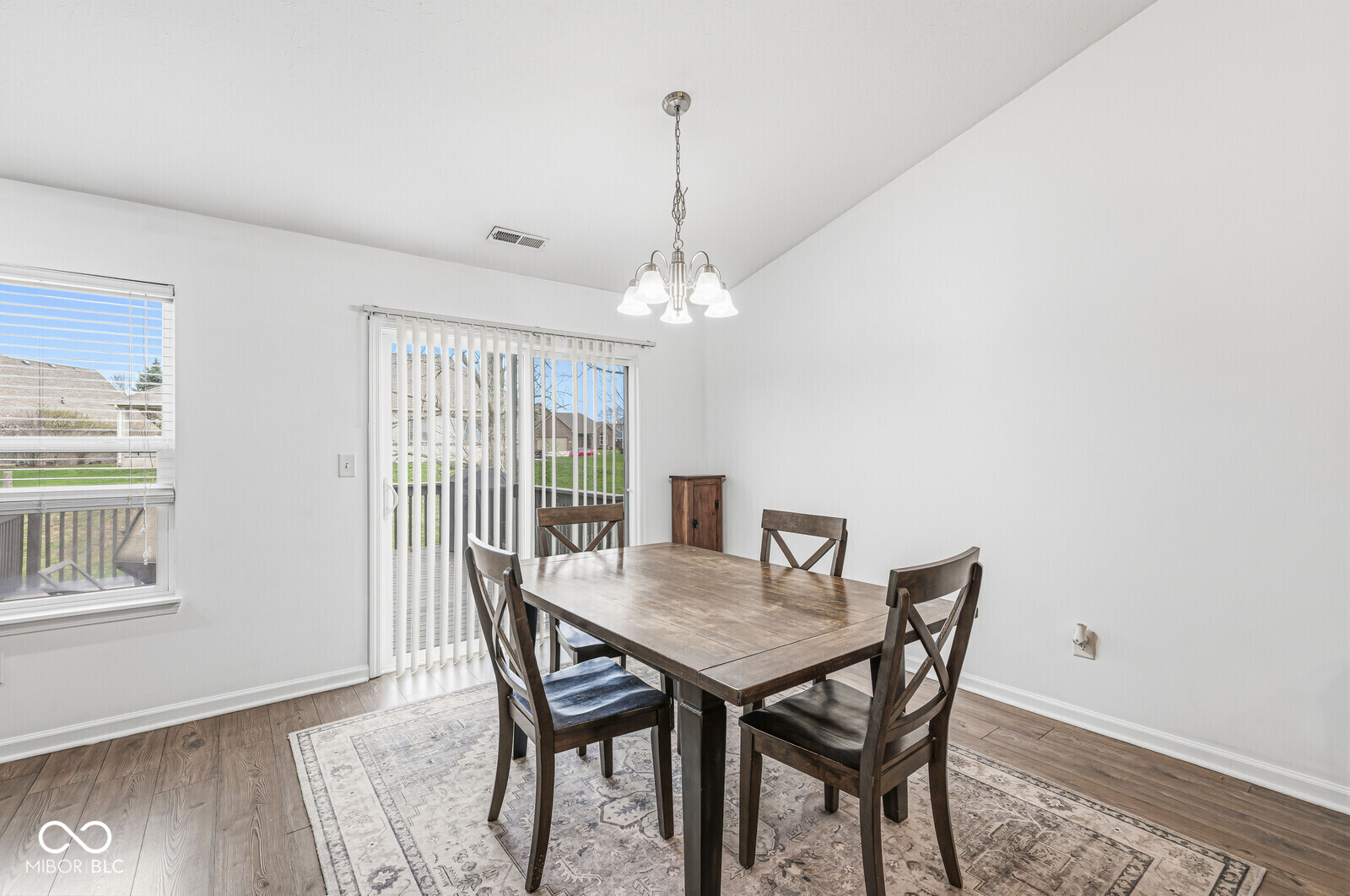 8112 Elsen Ridge Avon, IN 46123 - Photo 12 of 33 Gallery Image 12