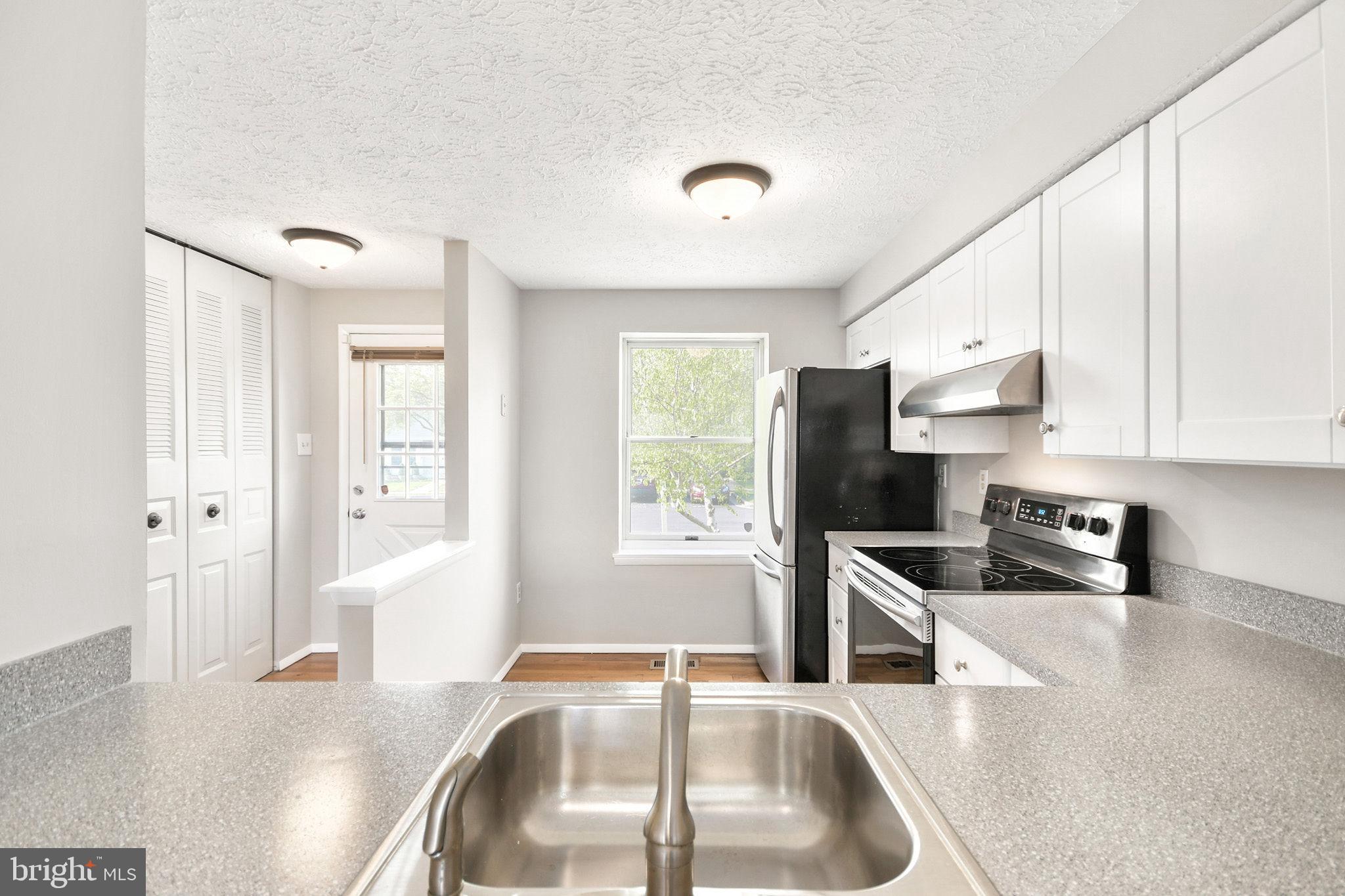 6813 Farmbrook Court Frederick, MD 21703 - Photo 11 of 36