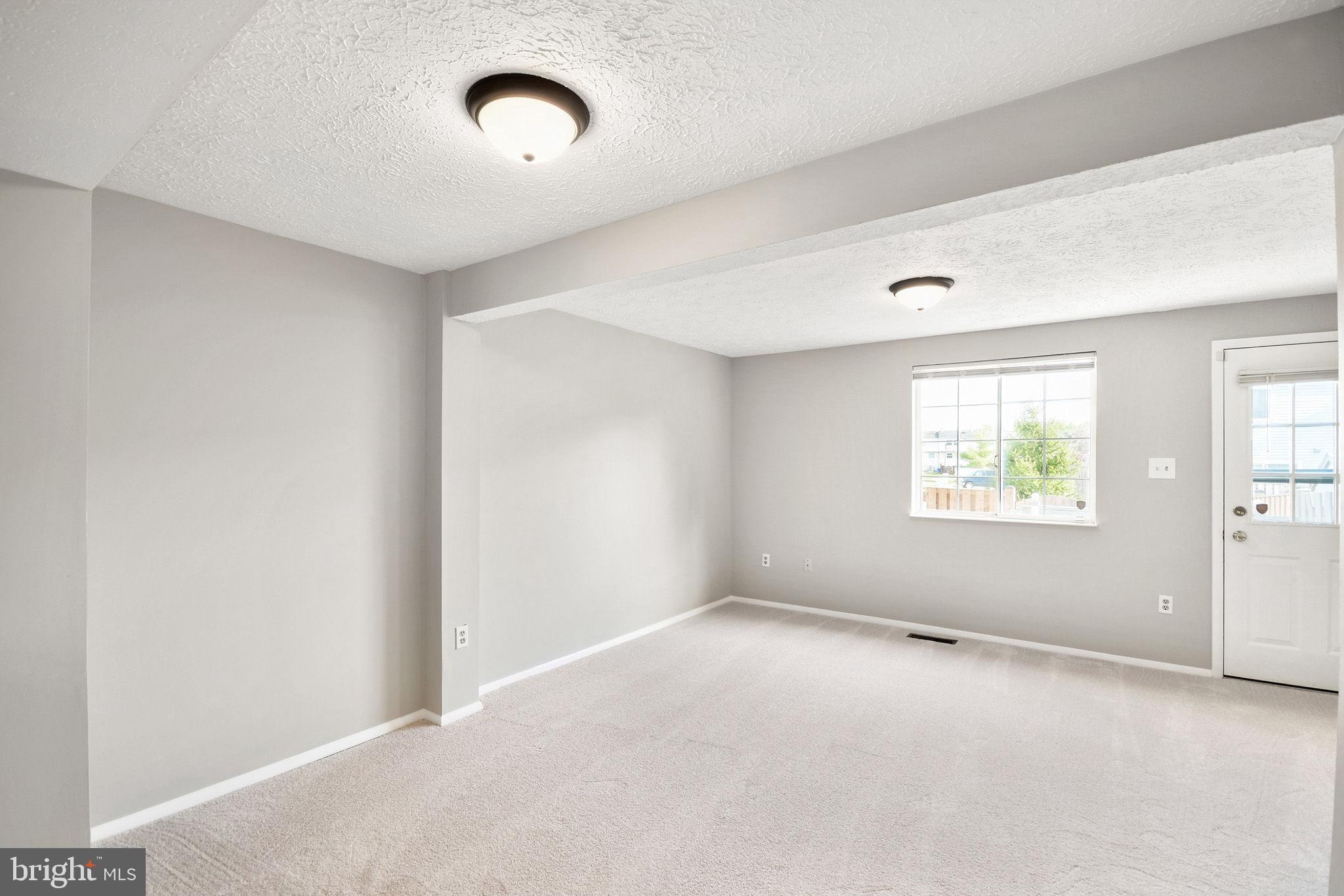 6813 Farmbrook Court Frederick, MD 21703 - Photo 10 of 36