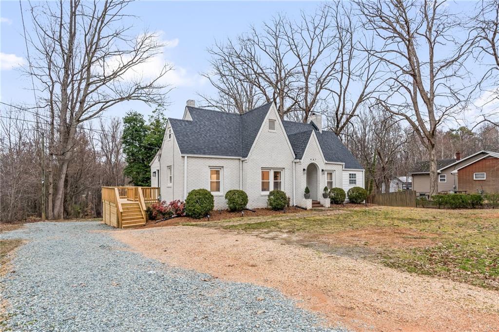 667 Oak Summit Road Winston-Salem, NC 27105 - Photo 2 of 39 Gravel driveway