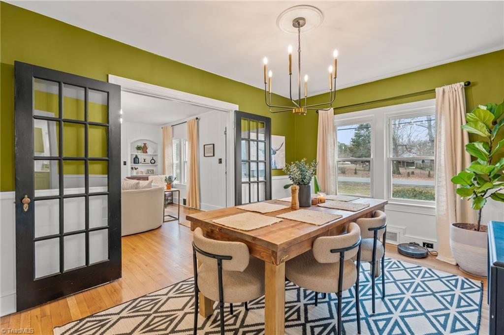 667 Oak Summit Road Winston-Salem, NC 27105 - Photo 8 of 39 Large dining room