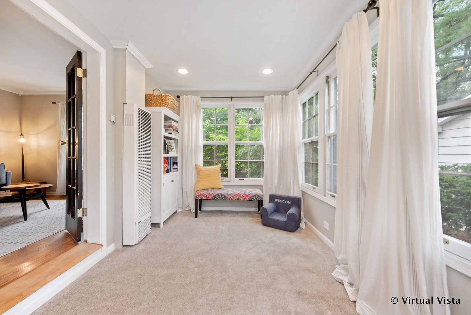 122 East Crescent Avenue Elmhurst, IL 60126 - Photo 8 of 25