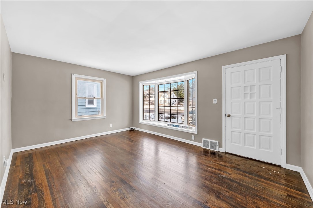 14801 Triskett Road Cleveland, OH 44111 - Photo 4 of 35 Gallery Image 4