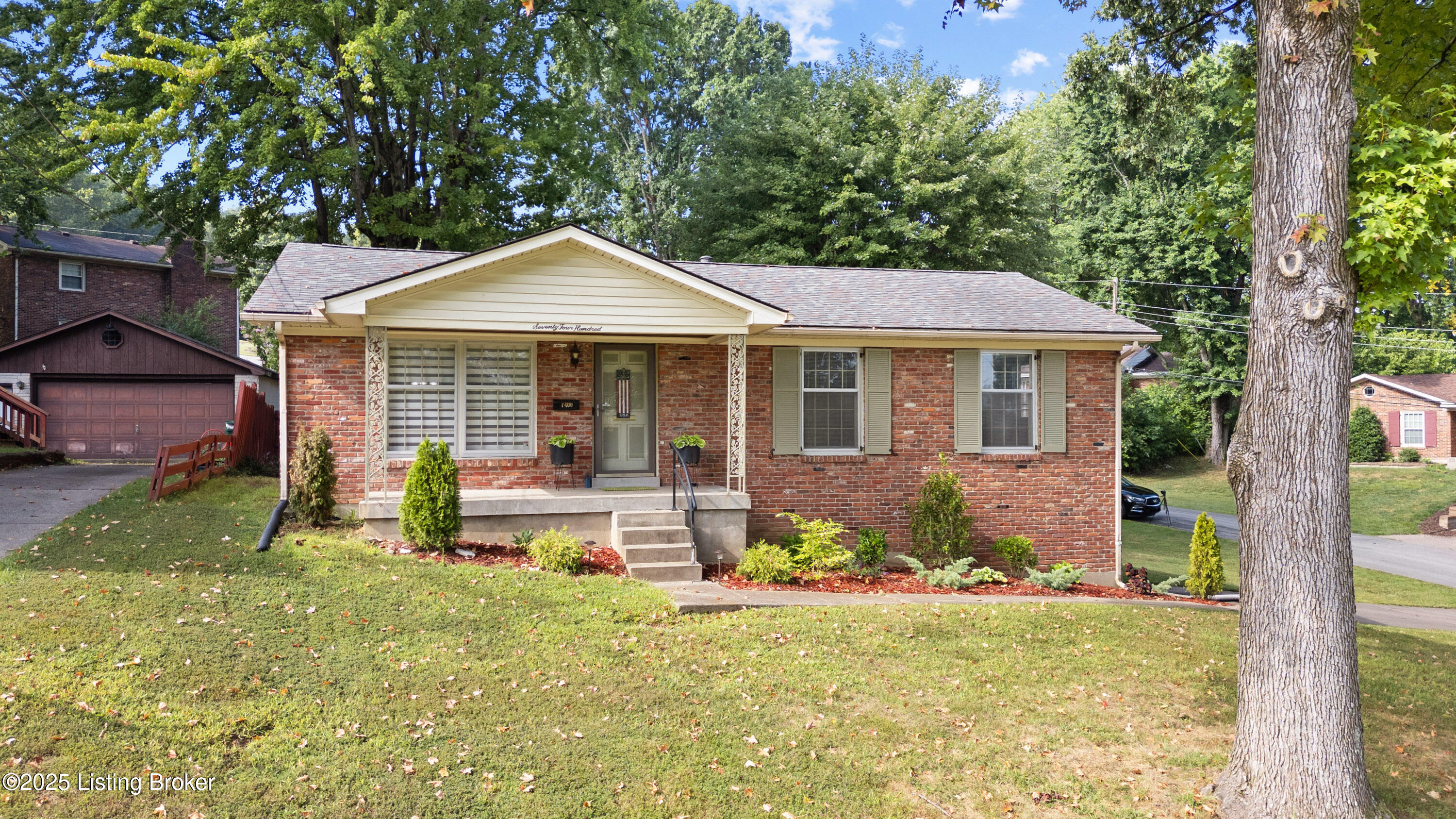 7400 Ridan Way Louisville, KY 40214 - Photo 3 of 36 003