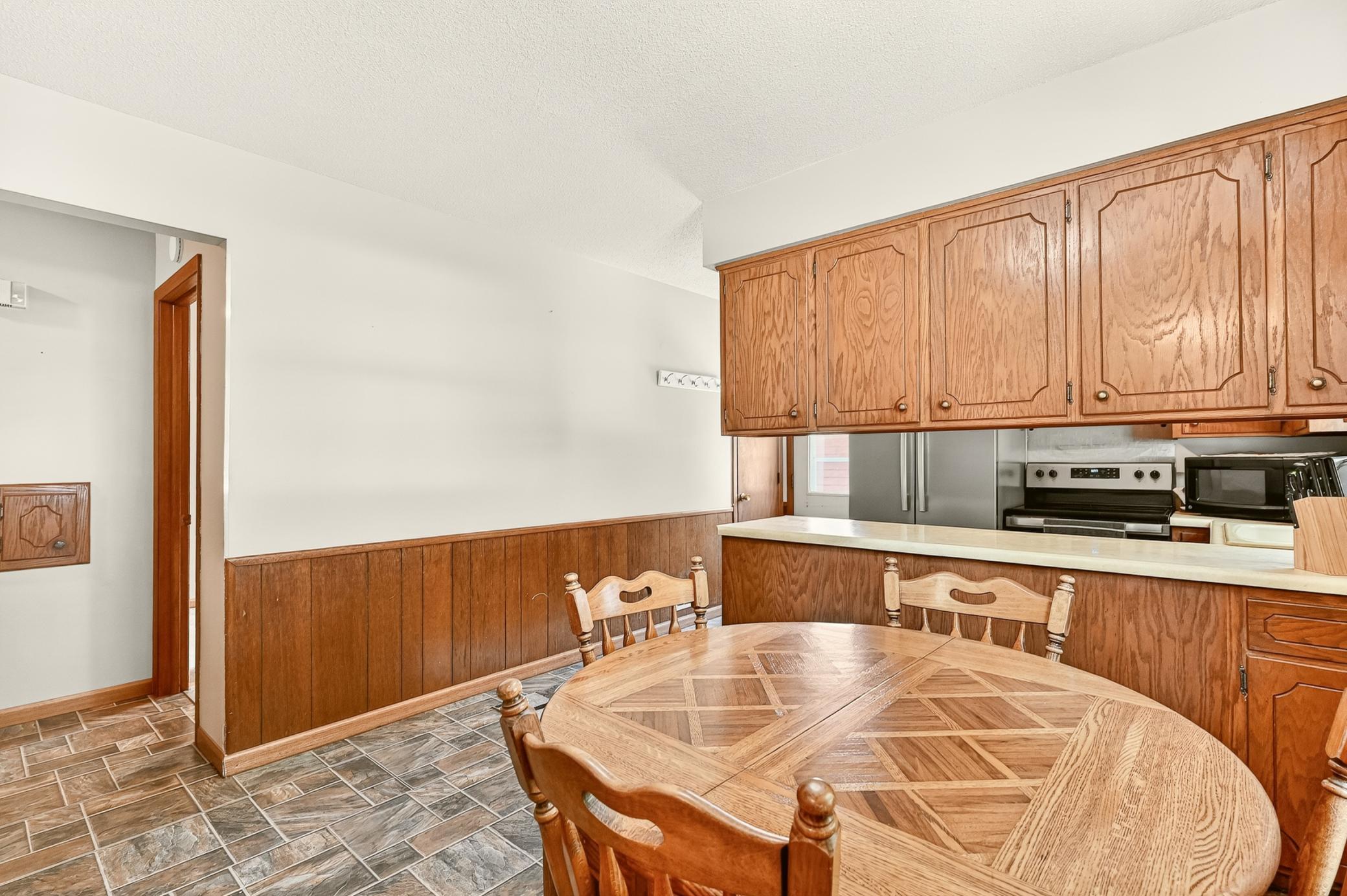 914 16 1/4 Street Southeast Rochester, MN 55904 - Photo 12 of 33