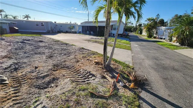 $25,000 | 20651 River Drive, Estero, FL 33928