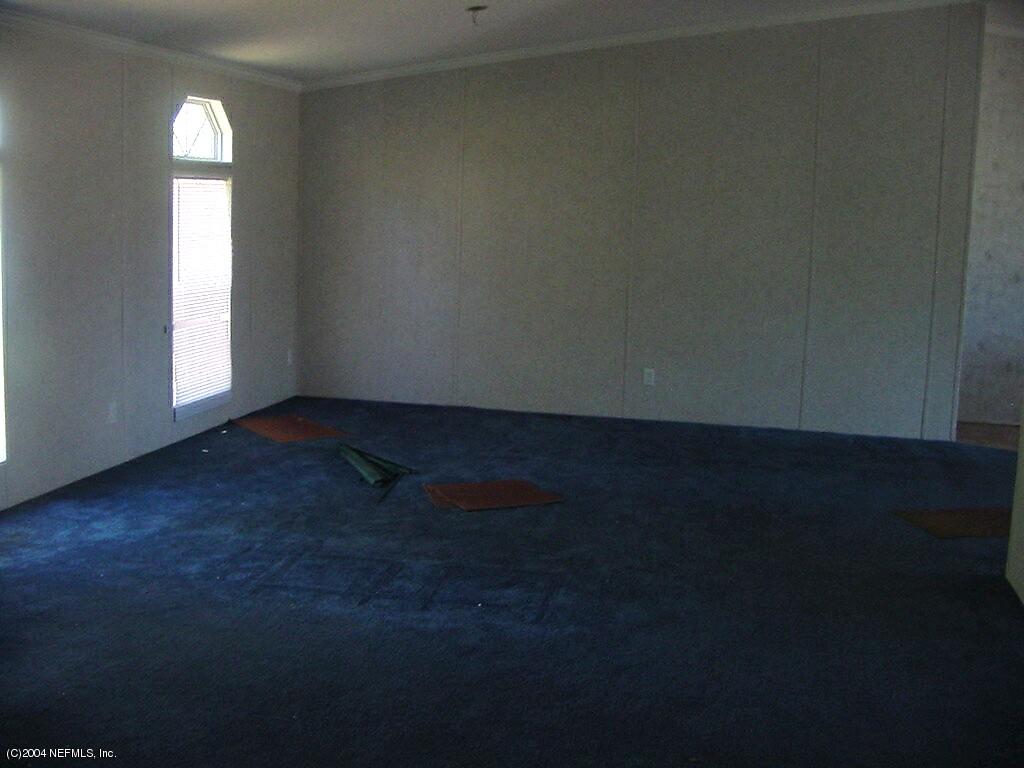 104 Homestead Road Palatka, FL 32177 - Photo 4 of 4 llivingroom