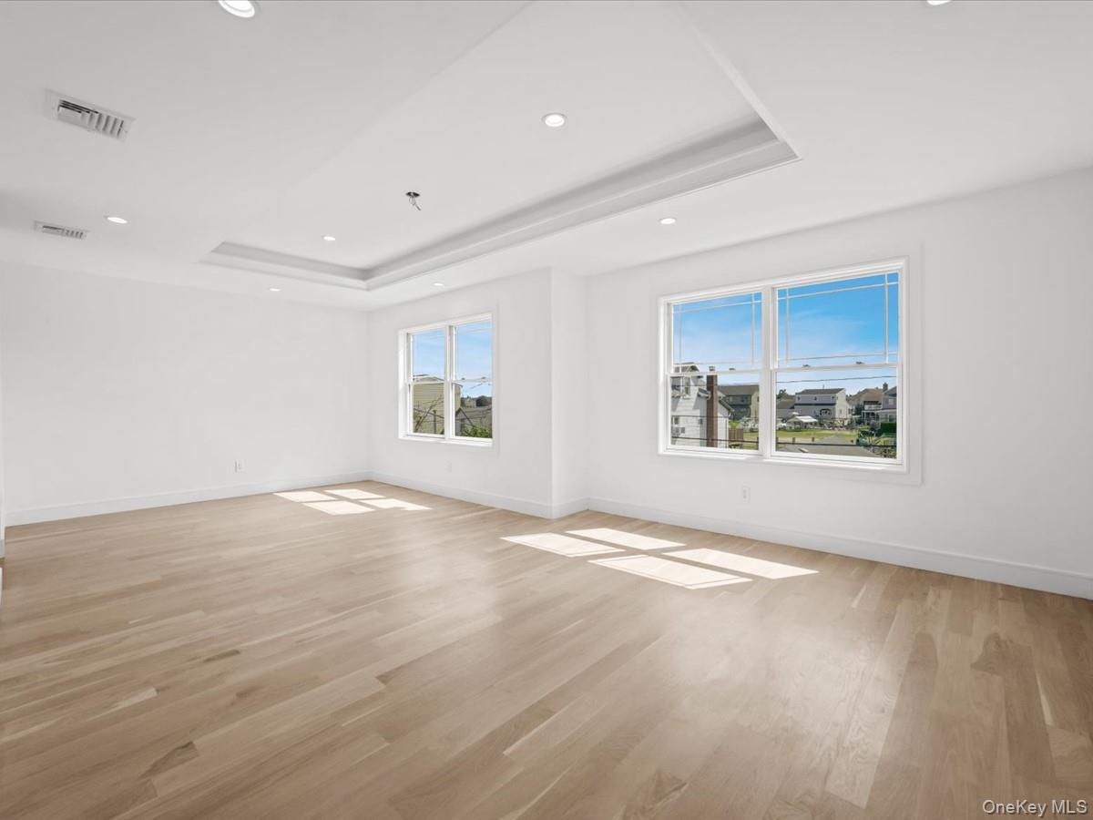 2849 Alder Road Bellmore, NY 11710 - Photo 15 of 34 Gallery Image 15