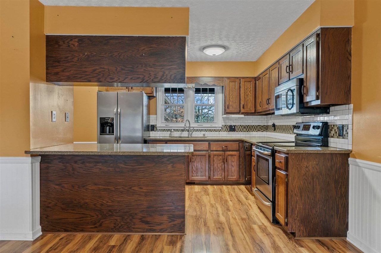 363 West G Talley Road Alvaton, KY 42122 - Photo 4 of 31 Gallery Image 4