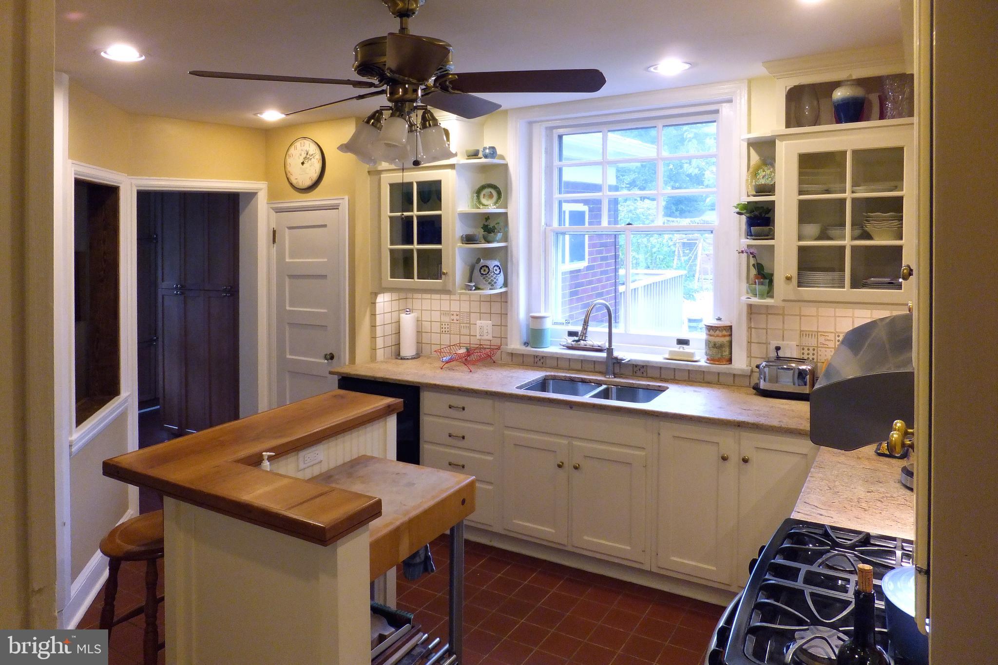 6311 Sherwood Road Philadelphia, PA 19151 - Photo 27 of 56 Gallery Image 27