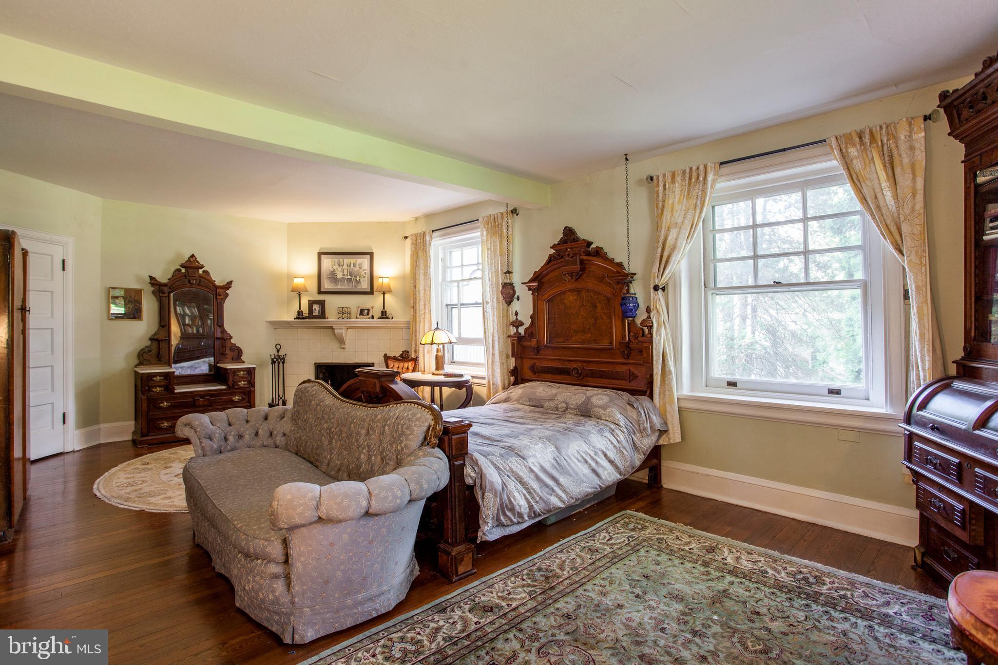 6311 Sherwood Road Philadelphia, PA 19151 - Photo 30 of 56 Gallery Image 30