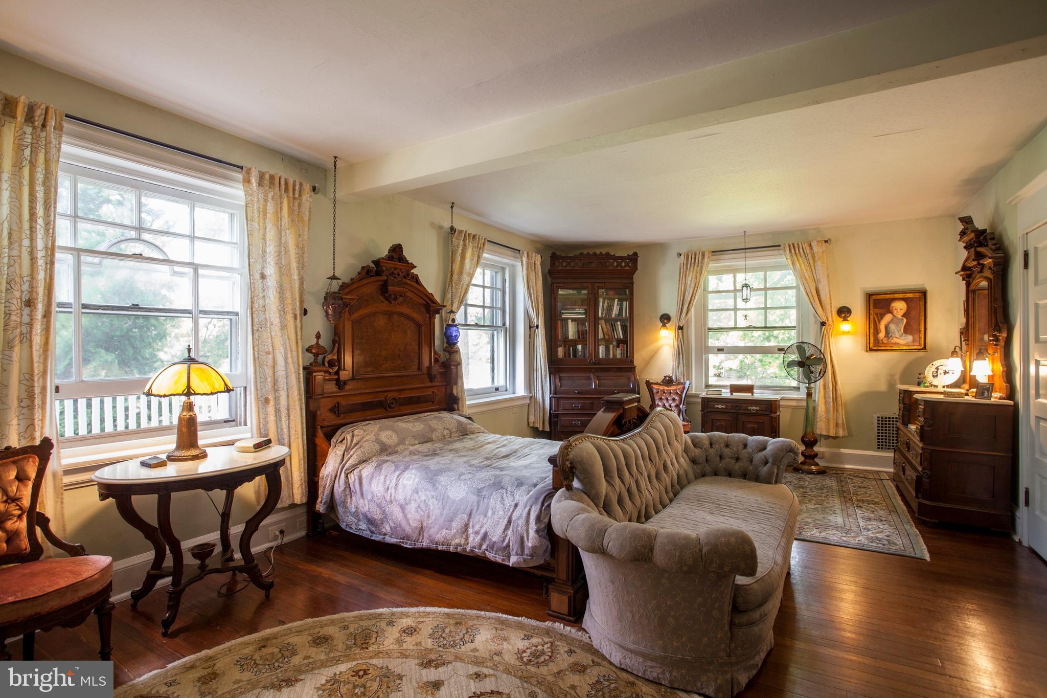 6311 Sherwood Road Philadelphia, PA 19151 - Photo 32 of 56 Gallery Image 32