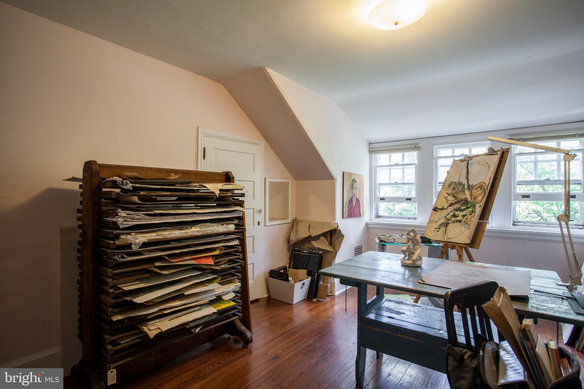 6311 Sherwood Road Philadelphia, PA 19151 - Photo 38 of 56 Gallery Image 38
