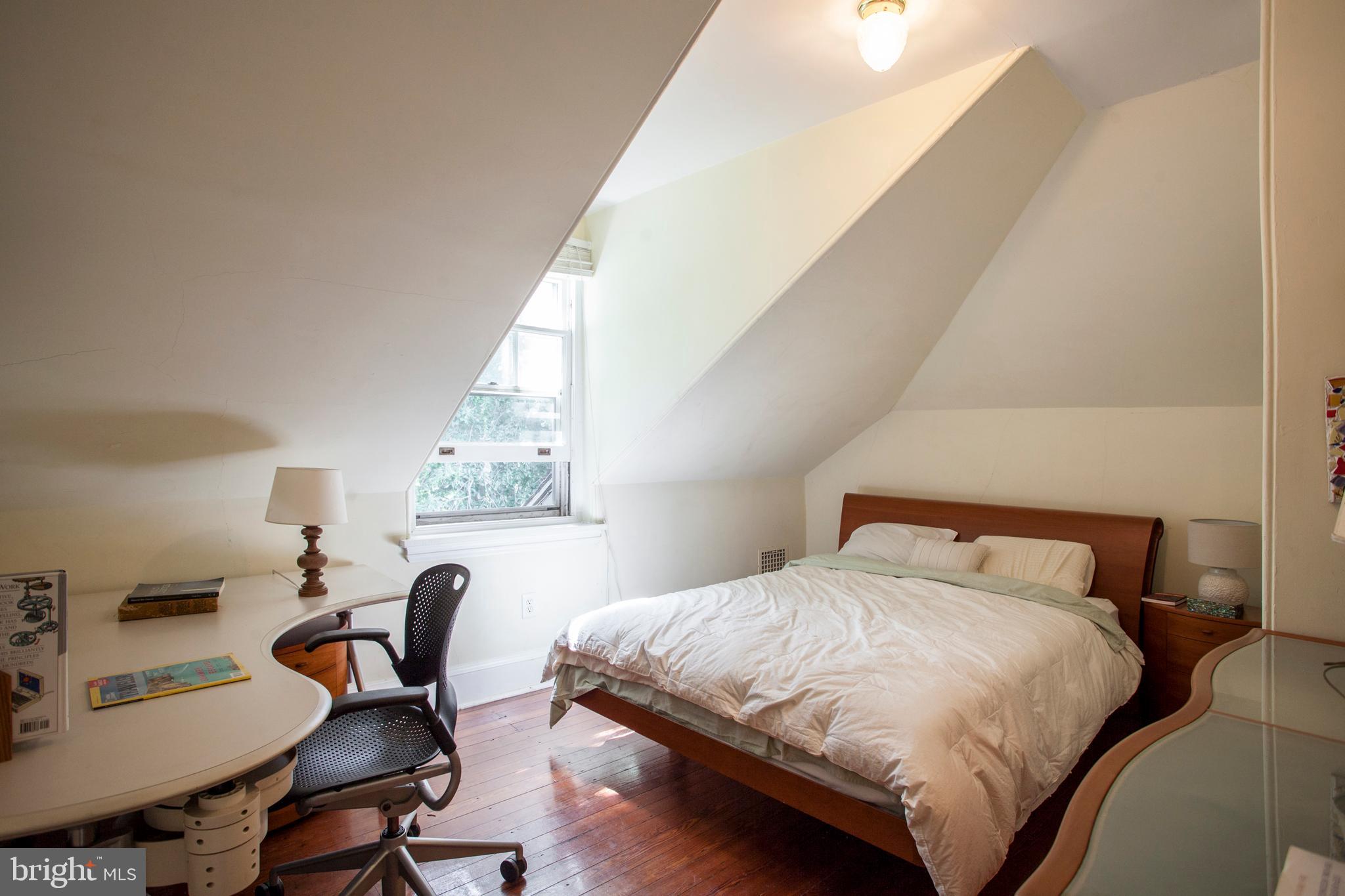 6311 Sherwood Road Philadelphia, PA 19151 - Photo 39 of 56 Gallery Image 39