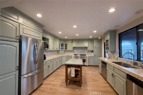 $895,000 | 4252 Lahaina Drive, Huntington Beach, CA 92649
