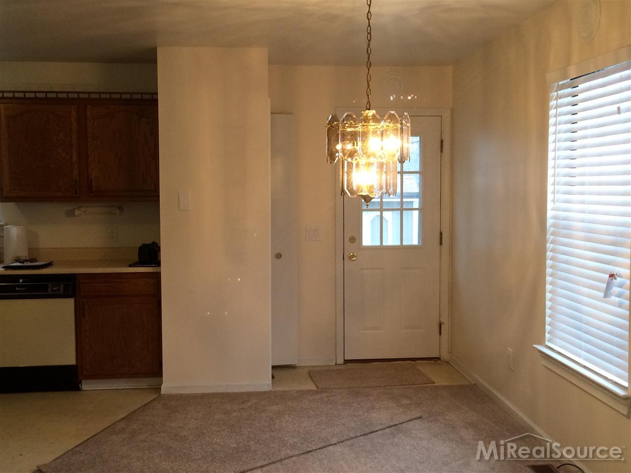 936 Miller Road Lake Orion, MI 48362 - Photo 10 of 26 Gallery Image 10