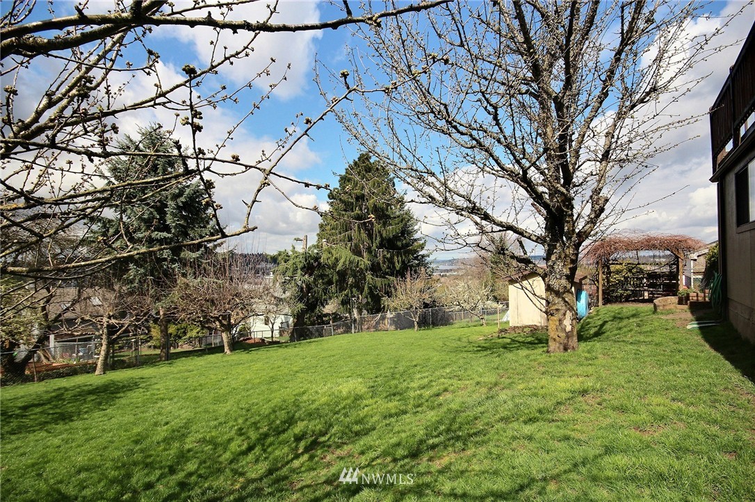 503 Renton Avenue South Renton, WA 98057 - Photo 23 of 24