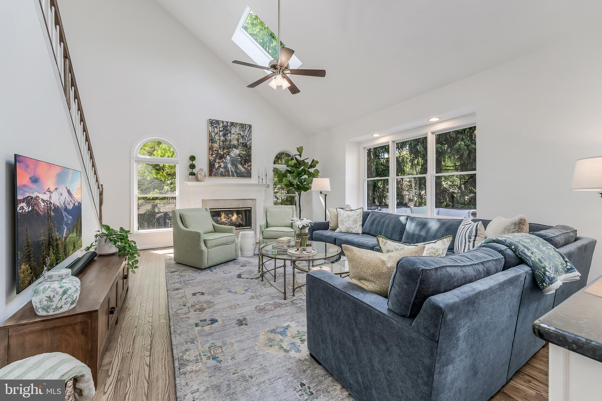 12537 Ridgegate Drive Herndon, VA 20170 - Photo 15 of 80