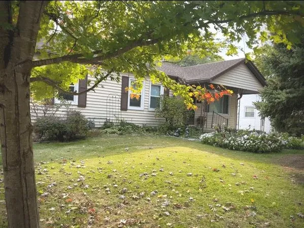 $274,900 | 219 Parkgrove Avenue, Lawrenceburg, IN 47025