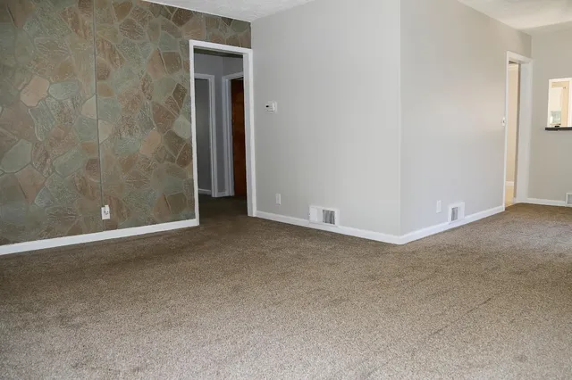 $274,911 | 219 Parkgrove Avenue, Lawrenceburg, IN 47025