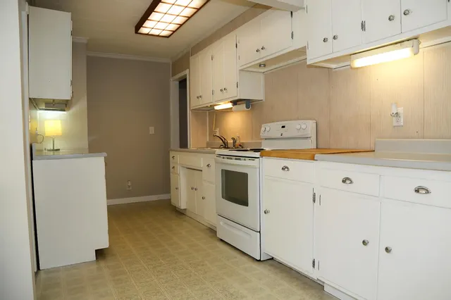 $274,911 | 219 Parkgrove Avenue, Lawrenceburg, IN 47025