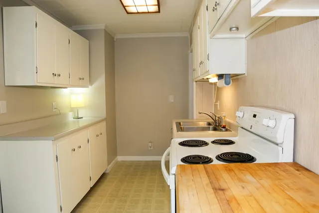 $274,911 | 219 Parkgrove Avenue, Lawrenceburg, IN 47025