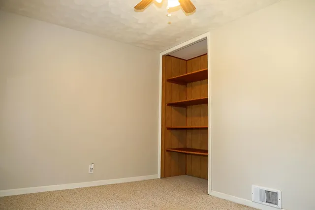 $274,911 | 219 Parkgrove Avenue, Lawrenceburg, IN 47025