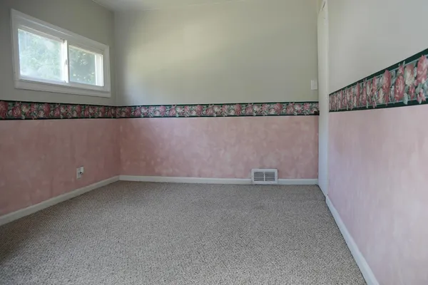 $274,900 | 219 Parkgrove Avenue, Lawrenceburg, IN 47025