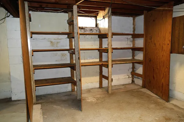 $274,900 | 219 Parkgrove Avenue, Lawrenceburg, IN 47025