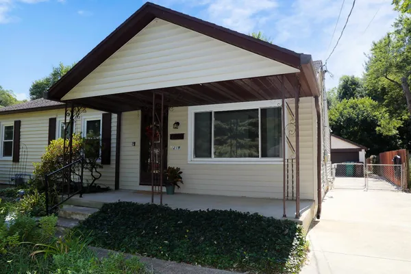 $274,900 | 219 Parkgrove Avenue, Lawrenceburg, IN 47025