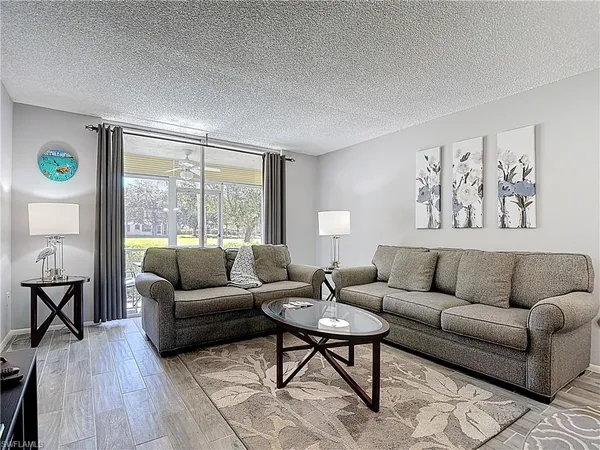 $1,400 | 200 Turtle Lake Court, Unit 109, Naples, FL 34105