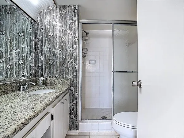 $1,400 | 200 Turtle Lake Court, Unit 109, Naples, FL 34105