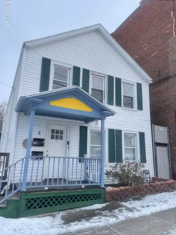 $1,350 | 2 Broadway, Unit 2, Cohoes, NY 12047