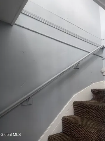 $1,350 | 2 Broadway, Unit 2, Cohoes, NY 12047