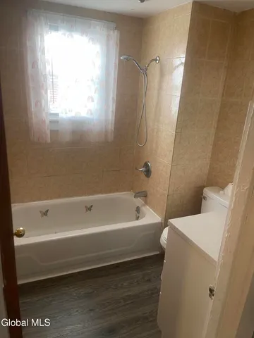 $1,350 | 2 Broadway, Unit 2, Cohoes, NY 12047