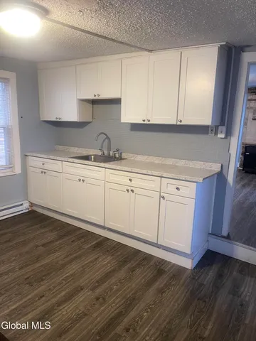 $1,350 | 2 Broadway, Unit 2, Cohoes, NY 12047